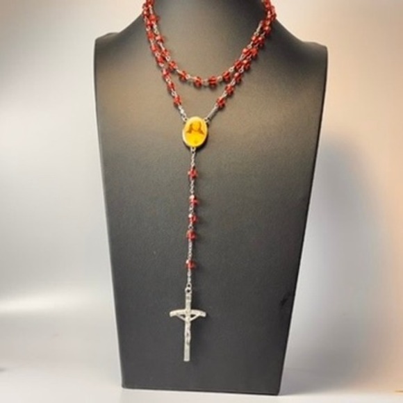 Jewelry - Vintage Rosary Necklace Red Crystal Beads Silver Tone Crucifix Religious Goth
